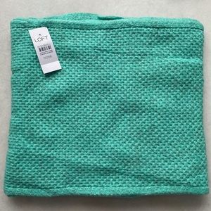 Brand New LOFT Stitchy Scarf in Vivid Mint - Women’s